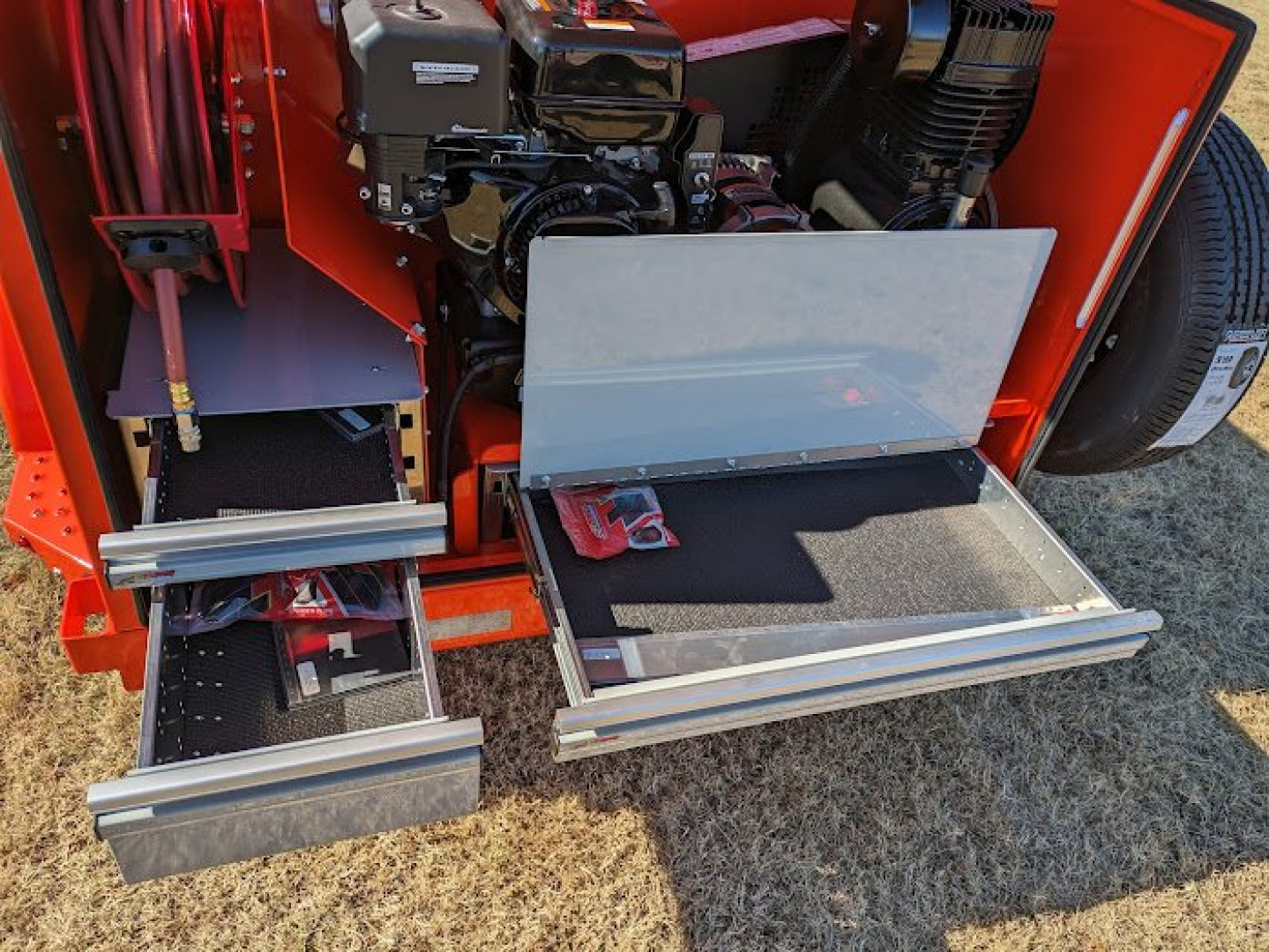 New 2025 Boss Trailers 590 Fuel Trailer