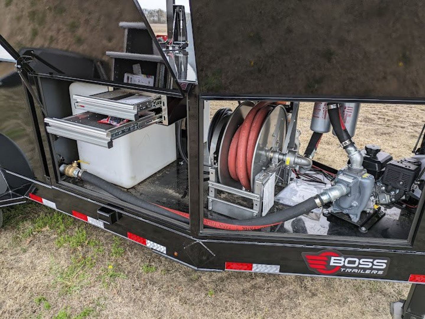 New 990 Boss Trailers Fuel Trailer