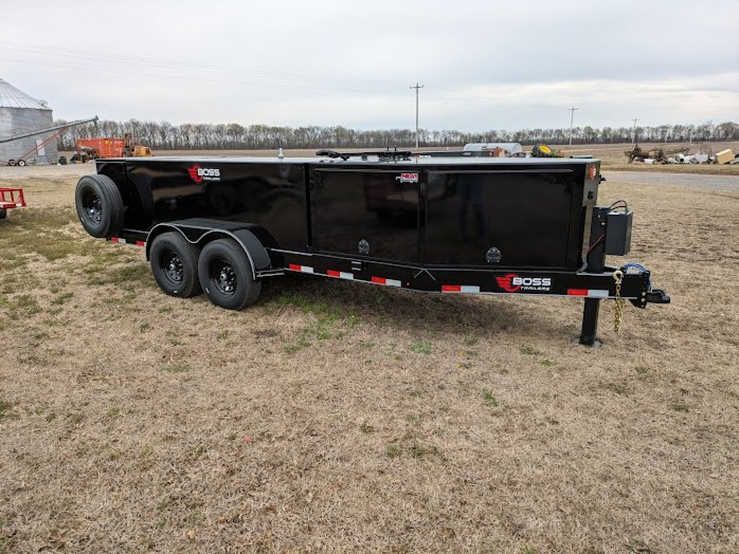 New 990 Boss Trailers Fuel Trailer