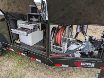 New 990 Boss Trailers Fuel Trailer