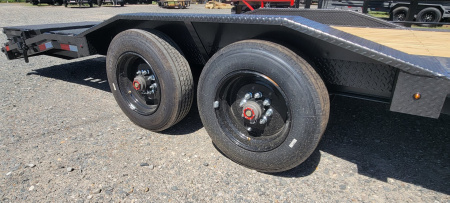 New 2025 Delco Trailers CO 20K 26' x 102" Gooseneck w/ Mega Ramps Equipment Trailer