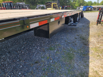 New 2025 Diamond C Trailers FMAX216 35' x 102" 40K Hydraulic Dovetail Pacesetter Edition
