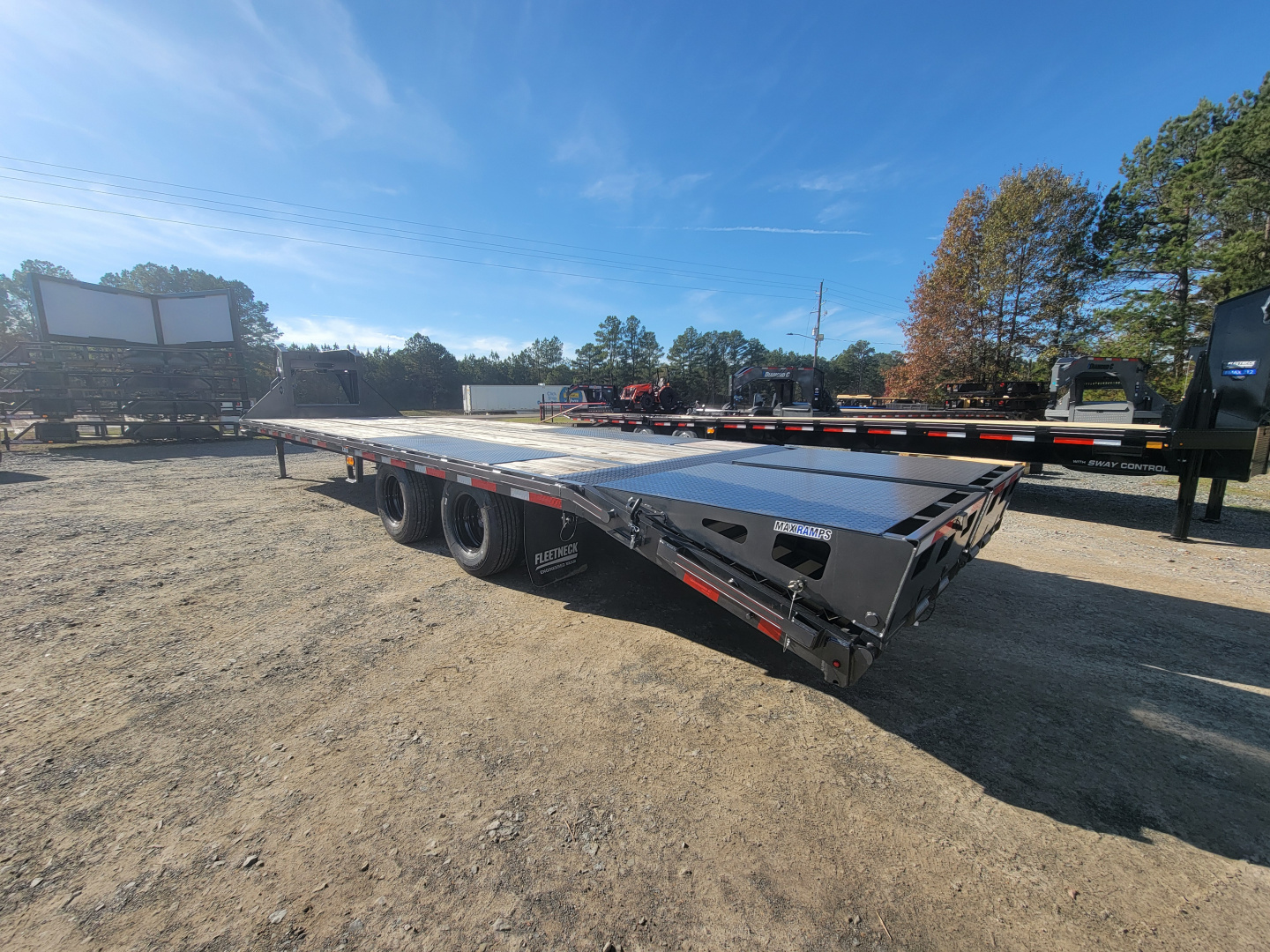 New 2025 Diamond C Trailers FMAX210 30' x 102" w/ Max Ramps