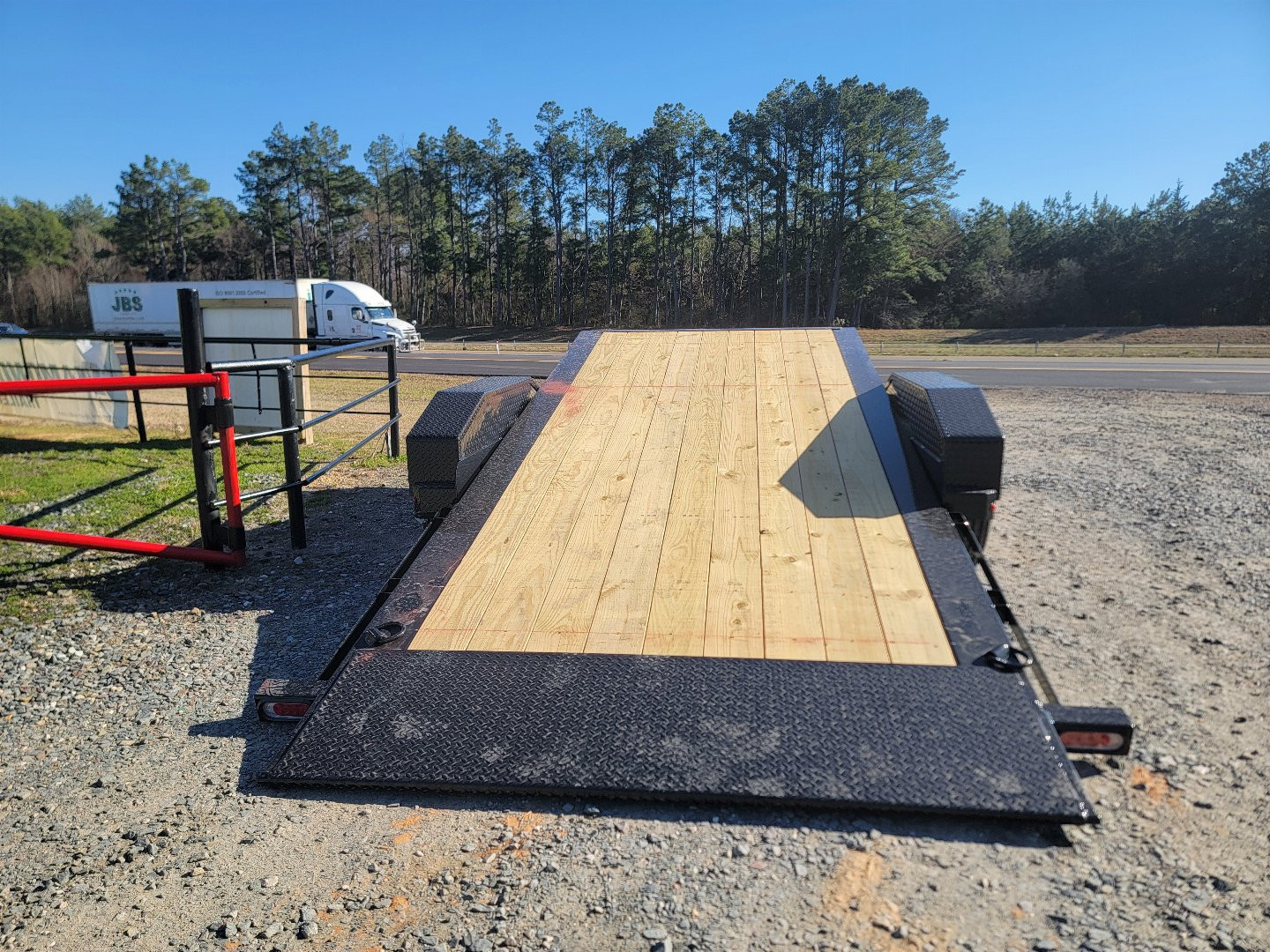 New 2025 Diamond C Trailers HDT207 22' x 82" Tilt Trailer Pacesetter Edition