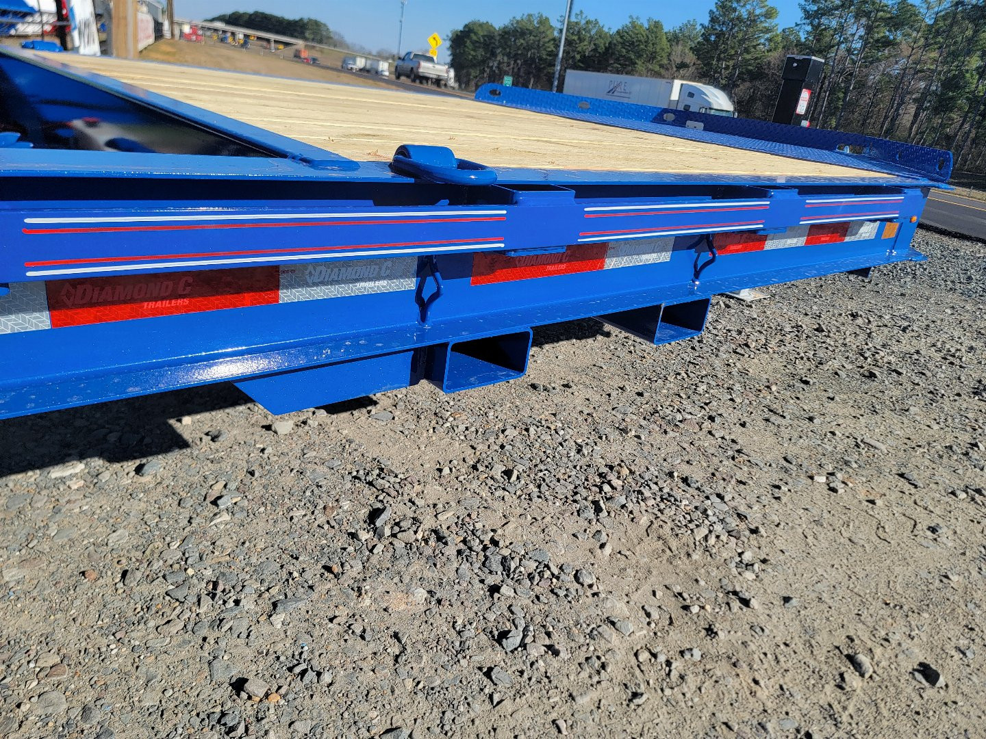 New 2025 Diamond C HDT207 22'x82" Tilt Trailer Pacesetter Edition