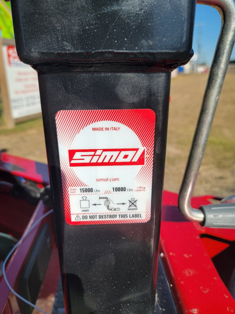 New 2025 Diamond C HDT207 22'x82" Tilt Trailer Pacesetter Edition