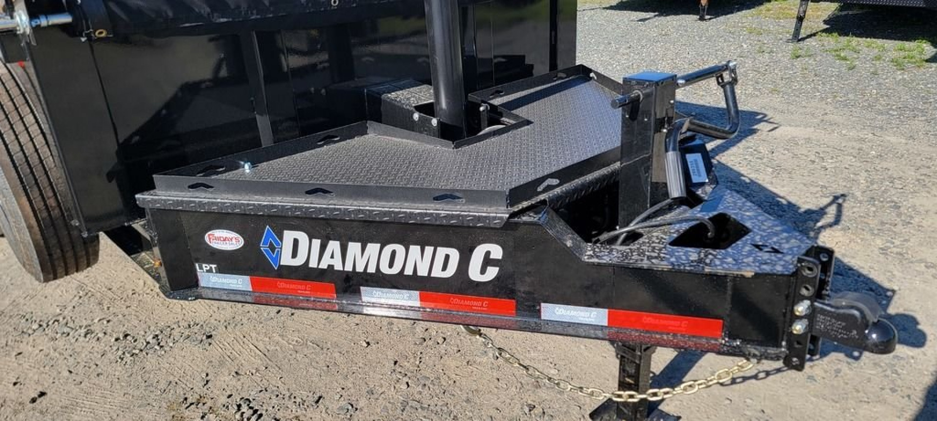 New 2024 Diamond C LPT207 14'x82" Dump Trailer
