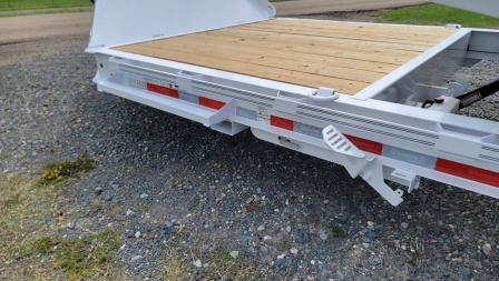 New 2024 Diamond C HDT207 22'x82" Tilt Trailer Pacesetter Edition