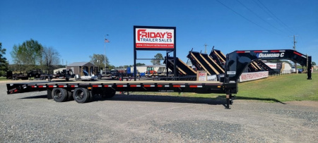 New 2024 Diamond C FMAX212 35' X 102" w/ MAX RAMPS Pacesetter Edition
