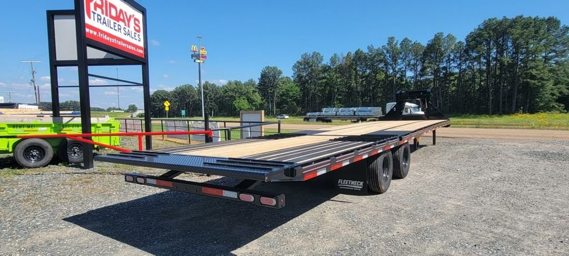 New 2024 Diamond C FMAX210 35'x102" Hydraulic Dovetail