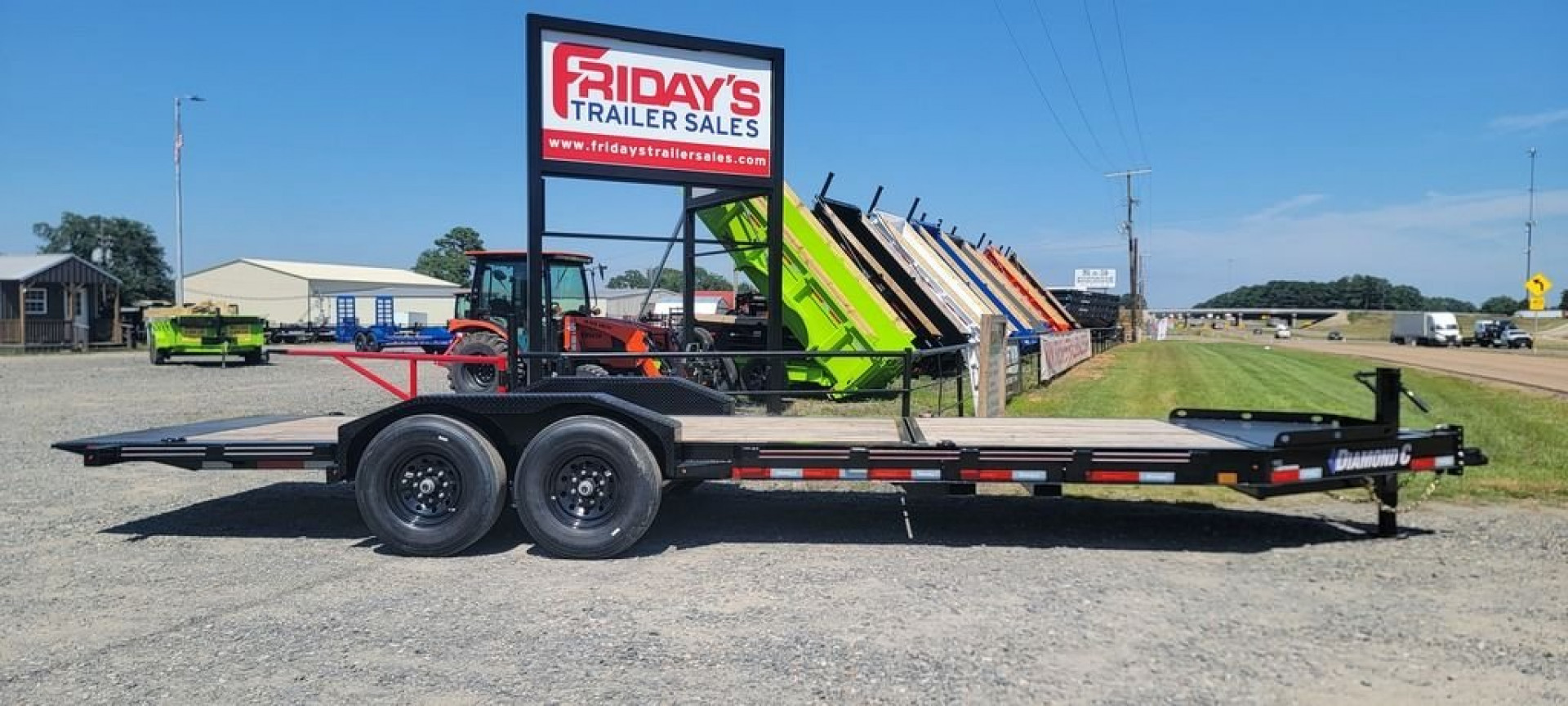 New 2024 Diamond C HDT207 22'x82" Tilt Trailer Pacesetter Edition