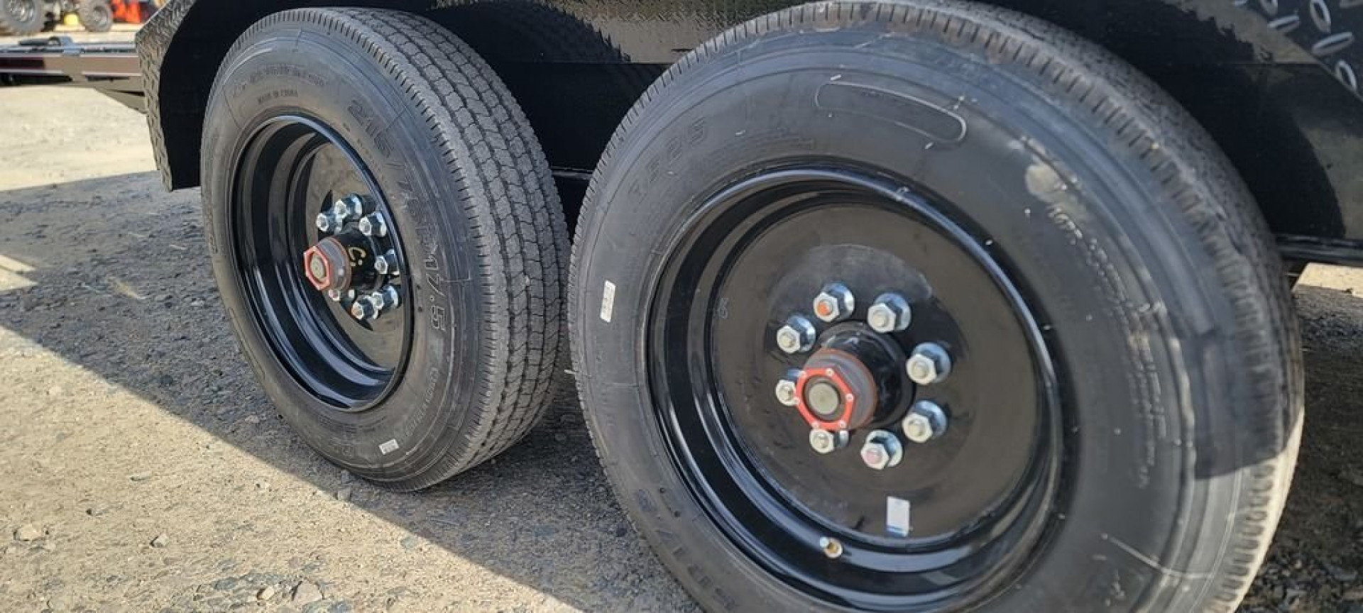 New 2024 Diamond C HDT208 22'x82" Tilt Trailer w/ 8k Torsion Axles Pacesetter Edition