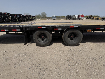 New 2025 Load Trail 40' GOOSENECK HYDRO TAIL & HYDRO JACKS 25.9K Flatbed Trailer
