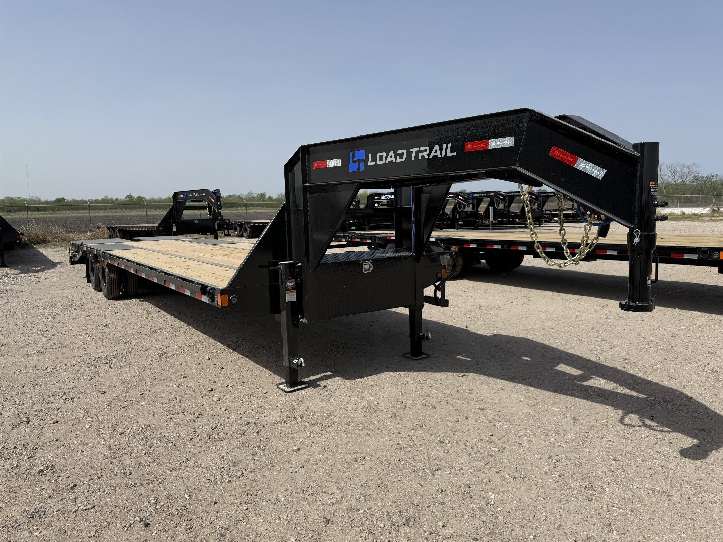 New 2025 Load Trail 32' GOOSNECK MAX RAMPS 25.9K Flatbed Trailer