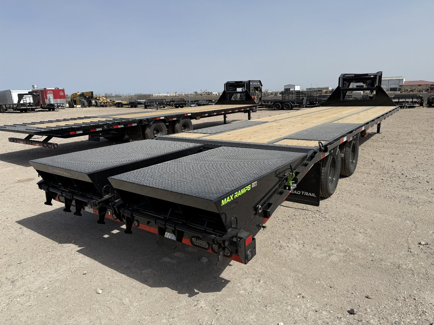 New 2025 Load Trail 32' GOOSNECK MAX RAMPS 25.9K Flatbed Trailer