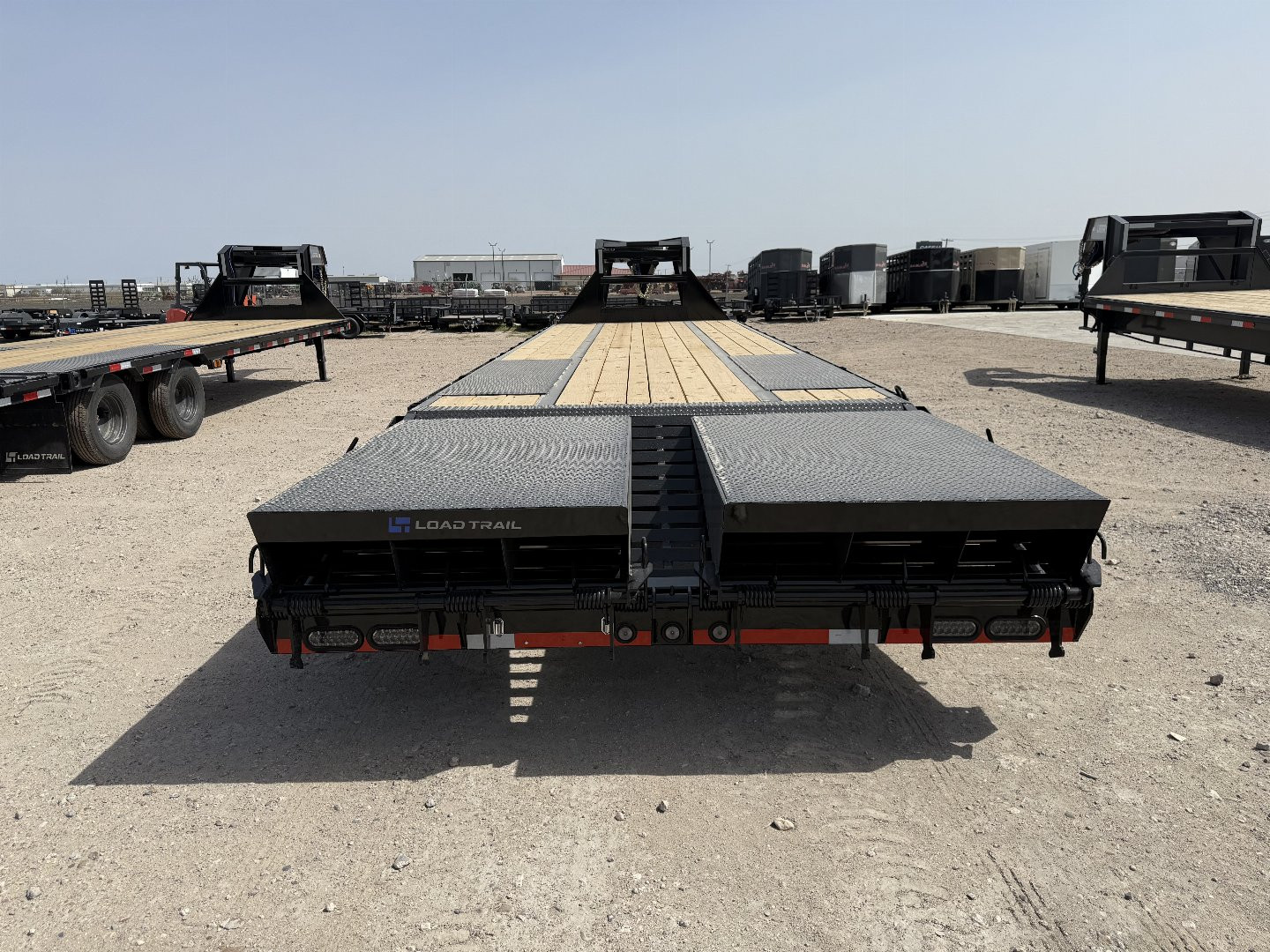New 2025 Load Trail 32' GOOSNECK MAX RAMPS 25.9K Flatbed Trailer
