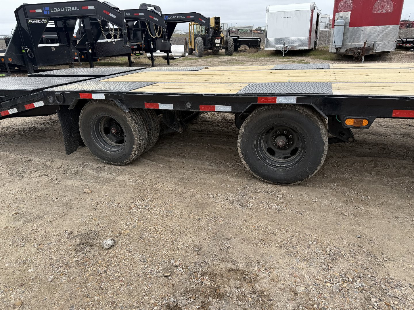 New 2025 Load Trail 32' GOOSNECK MAX RAMPS 25.9K Flatbed Trailer