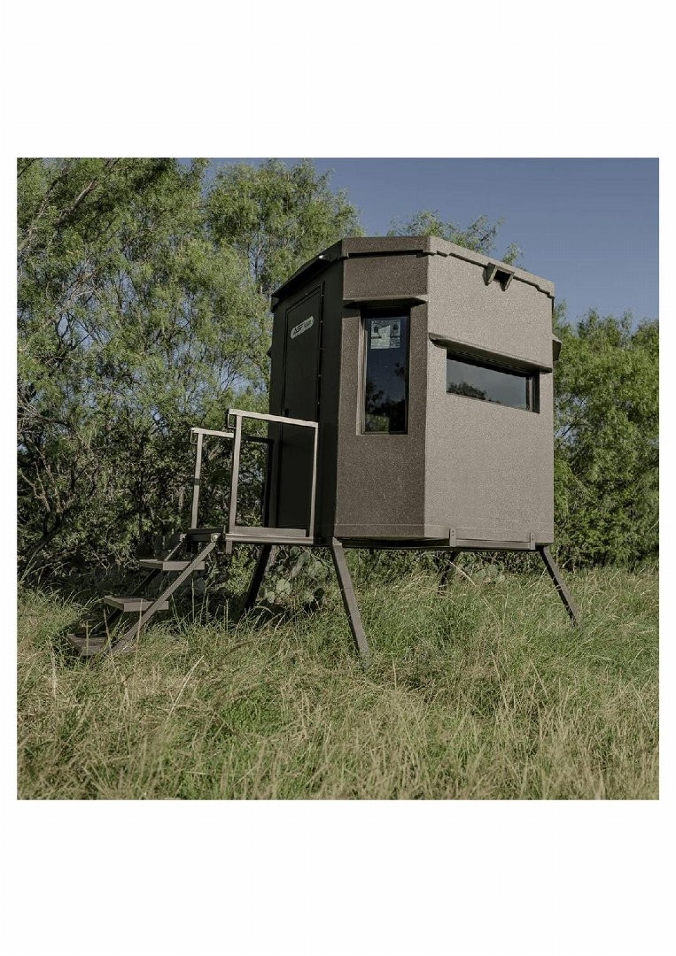 New Deer Blind Big Chingon - 7' x 7' 3' Skid