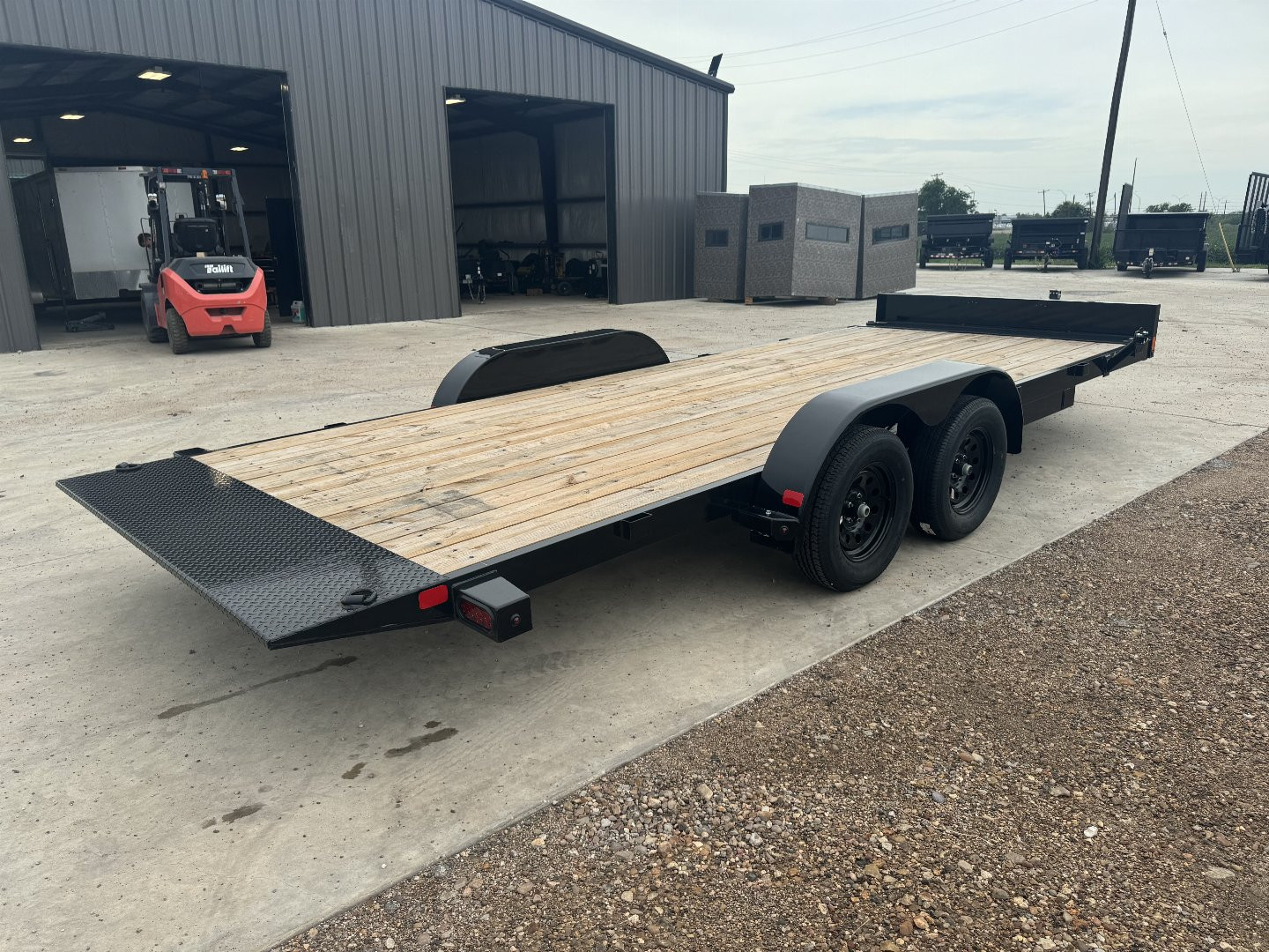 New 83" X 20' Full Tilt Deck 7K