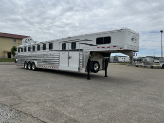 New 2025 4-Star Trailers 8 Horse Super Tack Horse Trailer