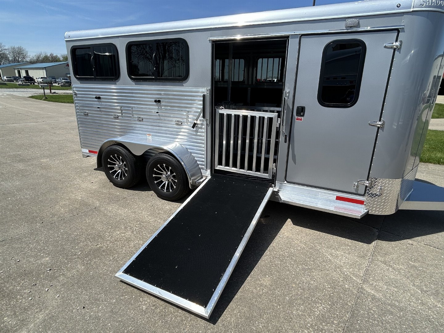New 2025 Shadow 6 Pen Show Stock Trailer