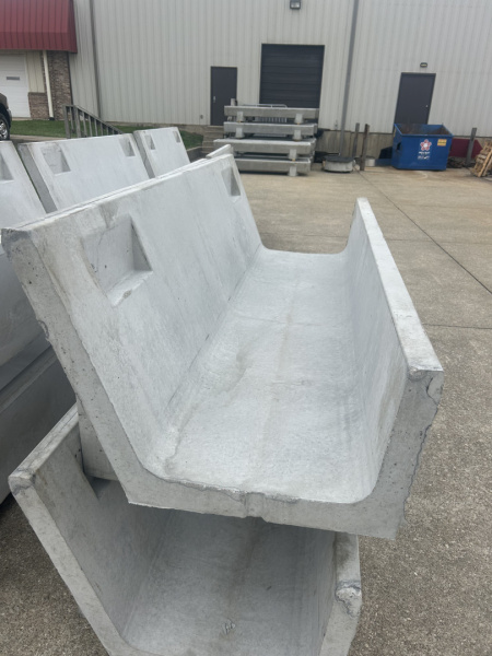 New 8' J Bunk Fenceline Feeder