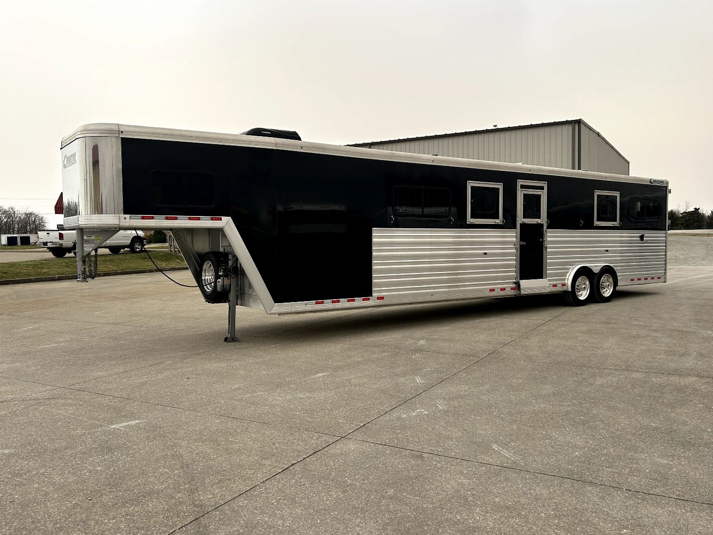 Used 2022 Cimarron Trailers 6/8 horse head to head Horse Trailer