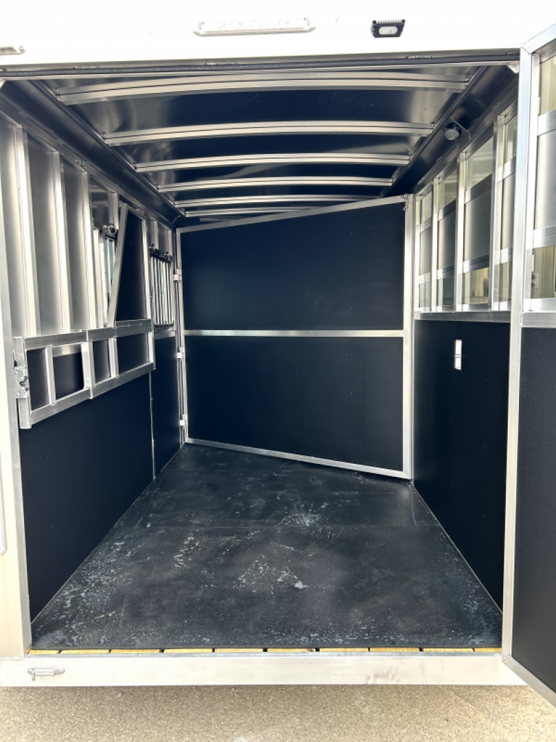 New 2025 Shadow Trailers 2 Horse Slant Load Bumper Pull Horse Trailer