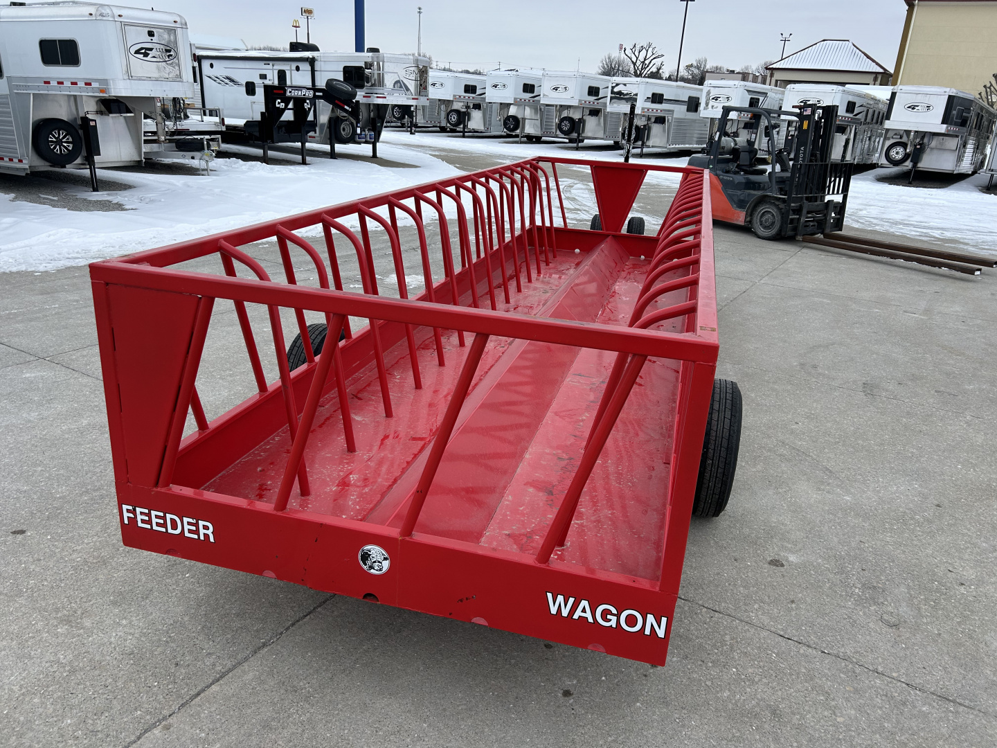New 2025 InAm 82R Feed Wagon