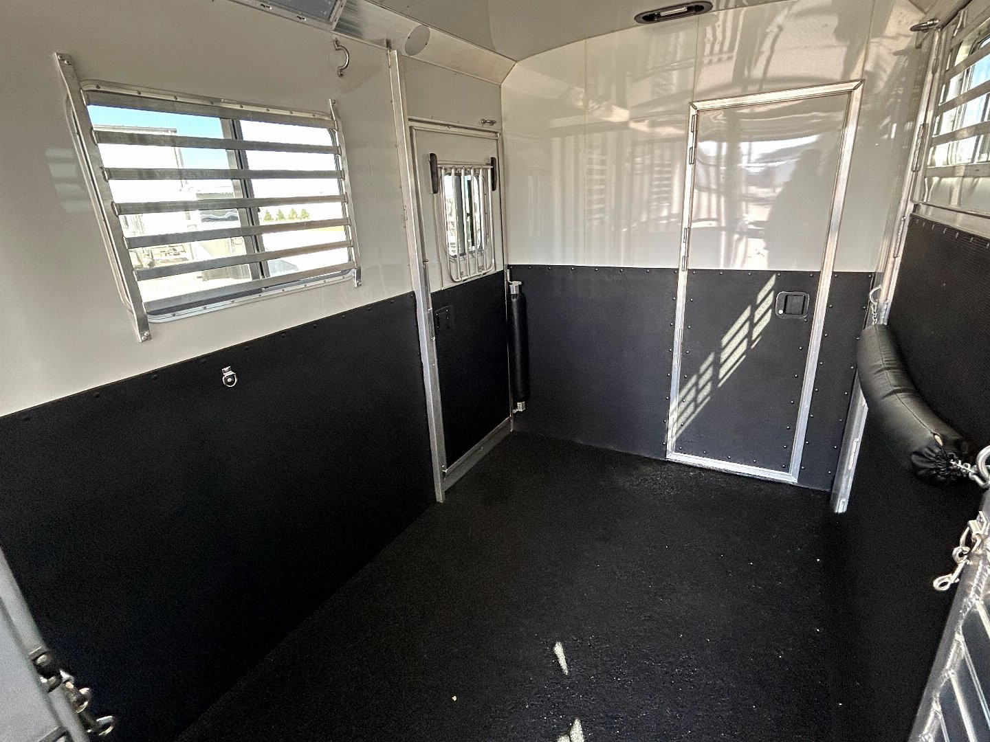 New 2024 4-Star Trailers 2+1 Horse Trailer