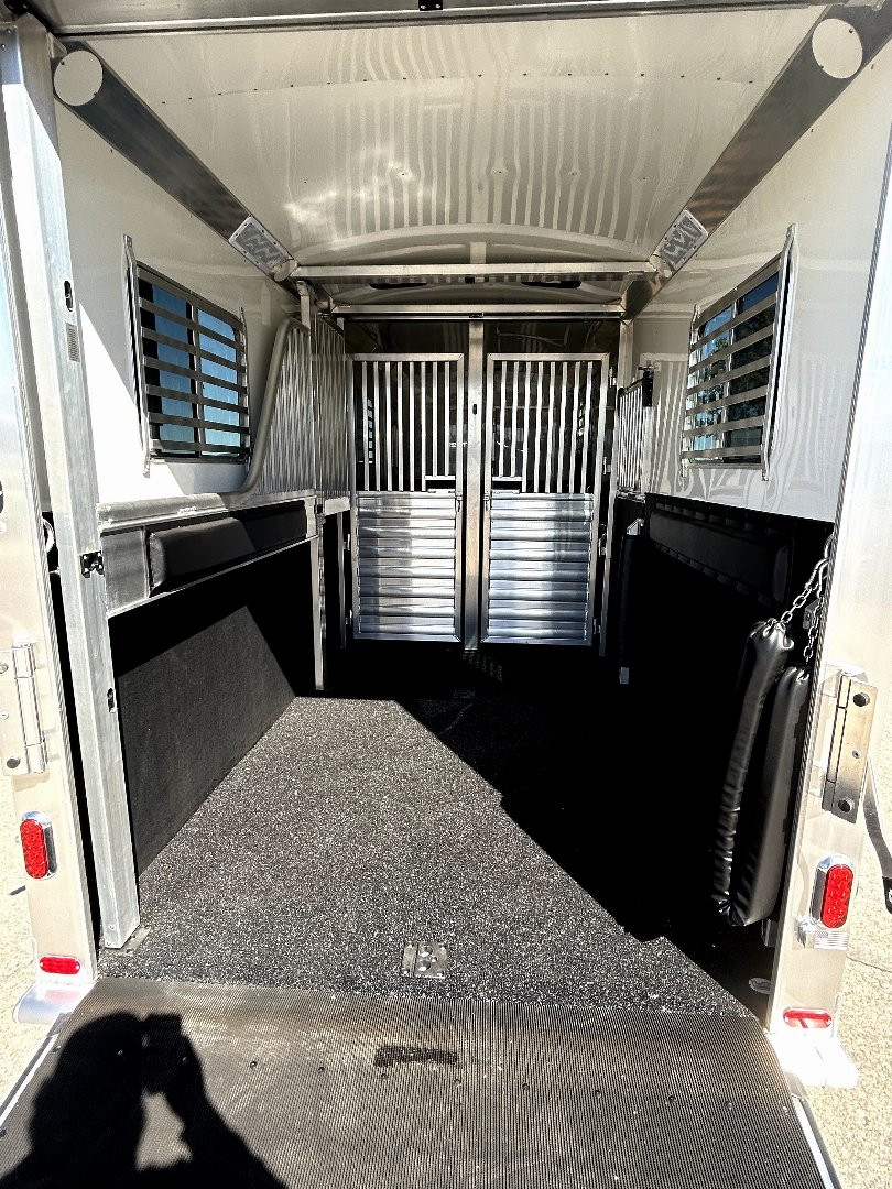 New 2024 4-Star Trailers 2+1 Horse Trailer
