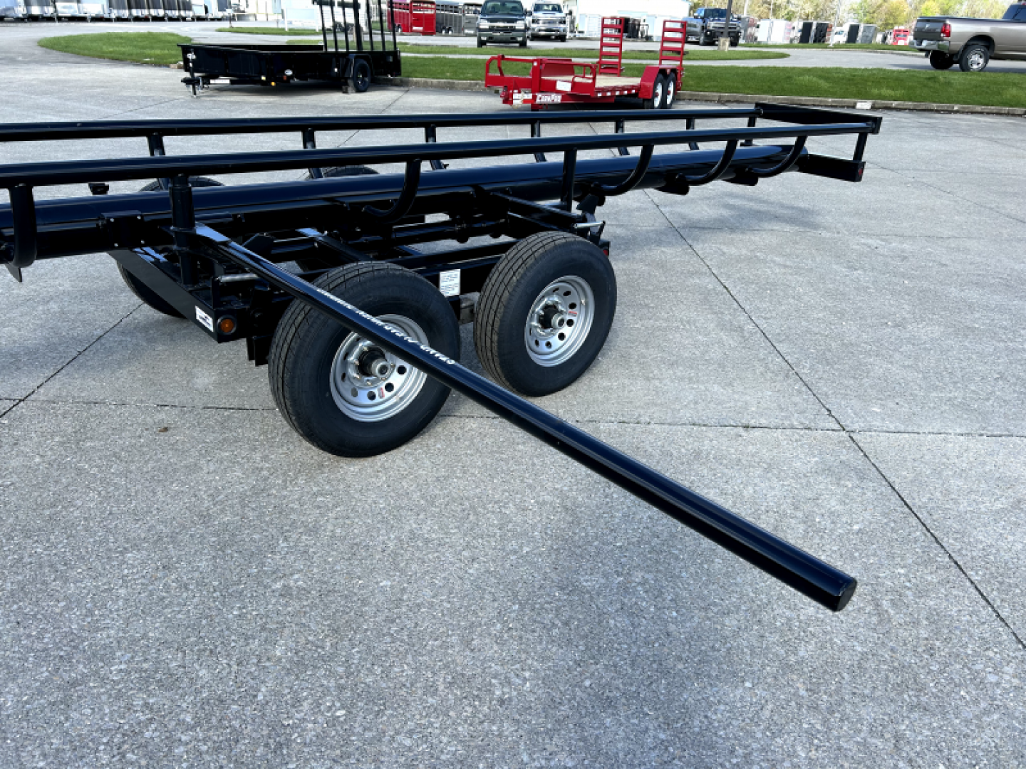 New 2025 Hay Toter 32' Inline Hay Trailer
