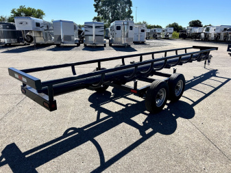 New 2025 Hay Toter 25' Inline Hay Trailer