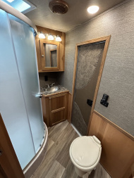 New 2023 SMC SL8415SSR 4 Horse LQ Horse Trailer