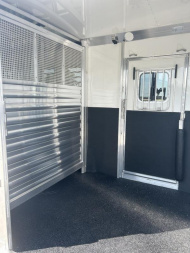 New 2024 4-Star Trailers 4 Horse Head to Head Horse Trailer