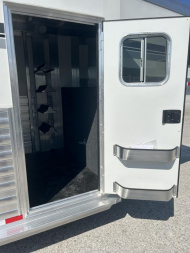 New 2024 4-Star Trailers 4 Horse Head to Head Horse Trailer