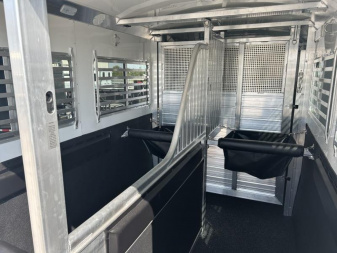 New 2024 4-Star Trailers 4 Horse Head to Head Horse Trailer