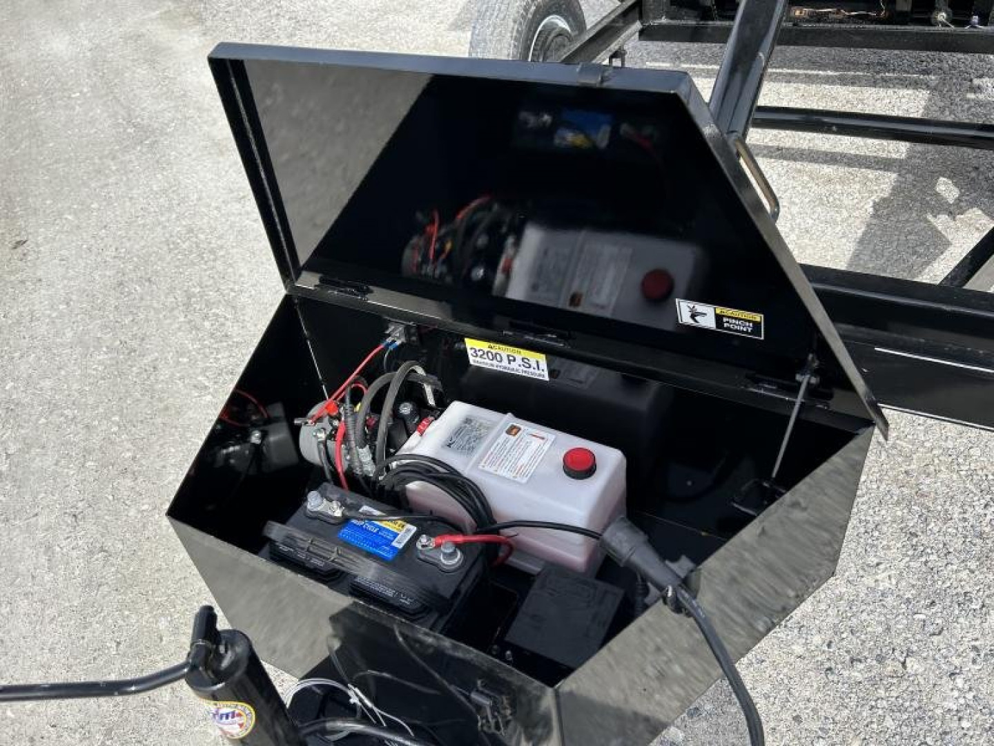 New 2023 Golden 5x8 Dump Trailer