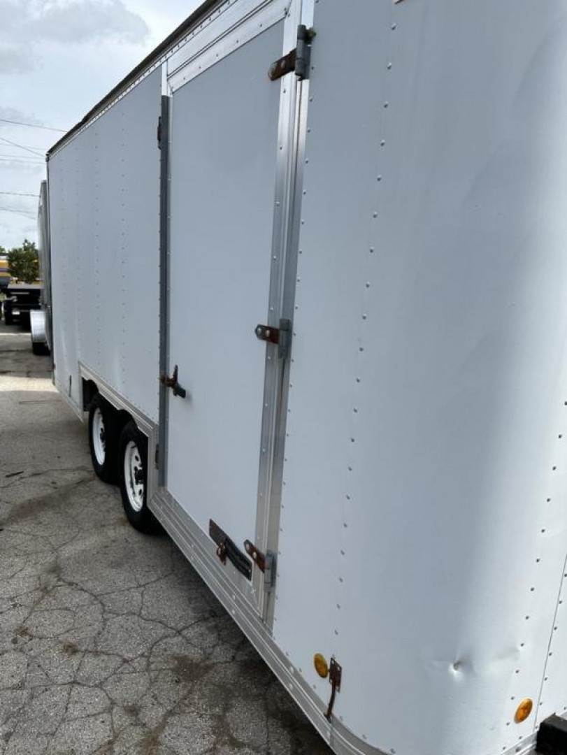 Used 1990 Mac-Lander 16' CARGO Cargo / Enclosed Trailer