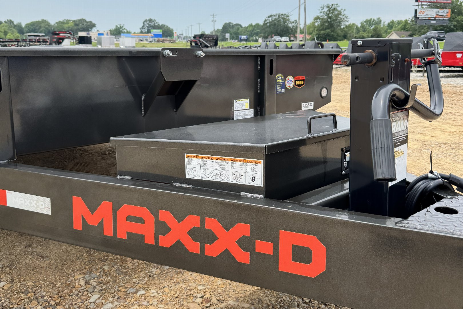 New 2024 MAXXD H8B10224 (24X102)