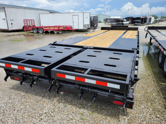 New 2025 Sure-Trac 8.5x20+5 HD Low profile Deckover Trailer with beavertail
