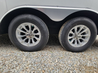 New 2025 Sure-Trac 8.5x18 Pro Series Enclosed Wedge Cargo / Enclosed Trailer