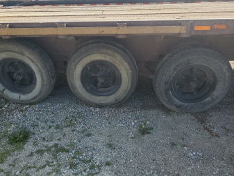 Used 1976 Other 8x20+5 Triaxle Deckover Gooseneck Bodies