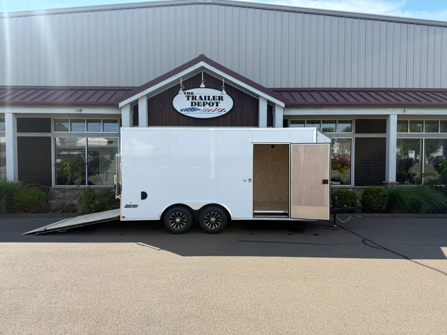 New Pace American 8'6" x 16'+ V-Nose Enclosed Car Hauler 9.9K