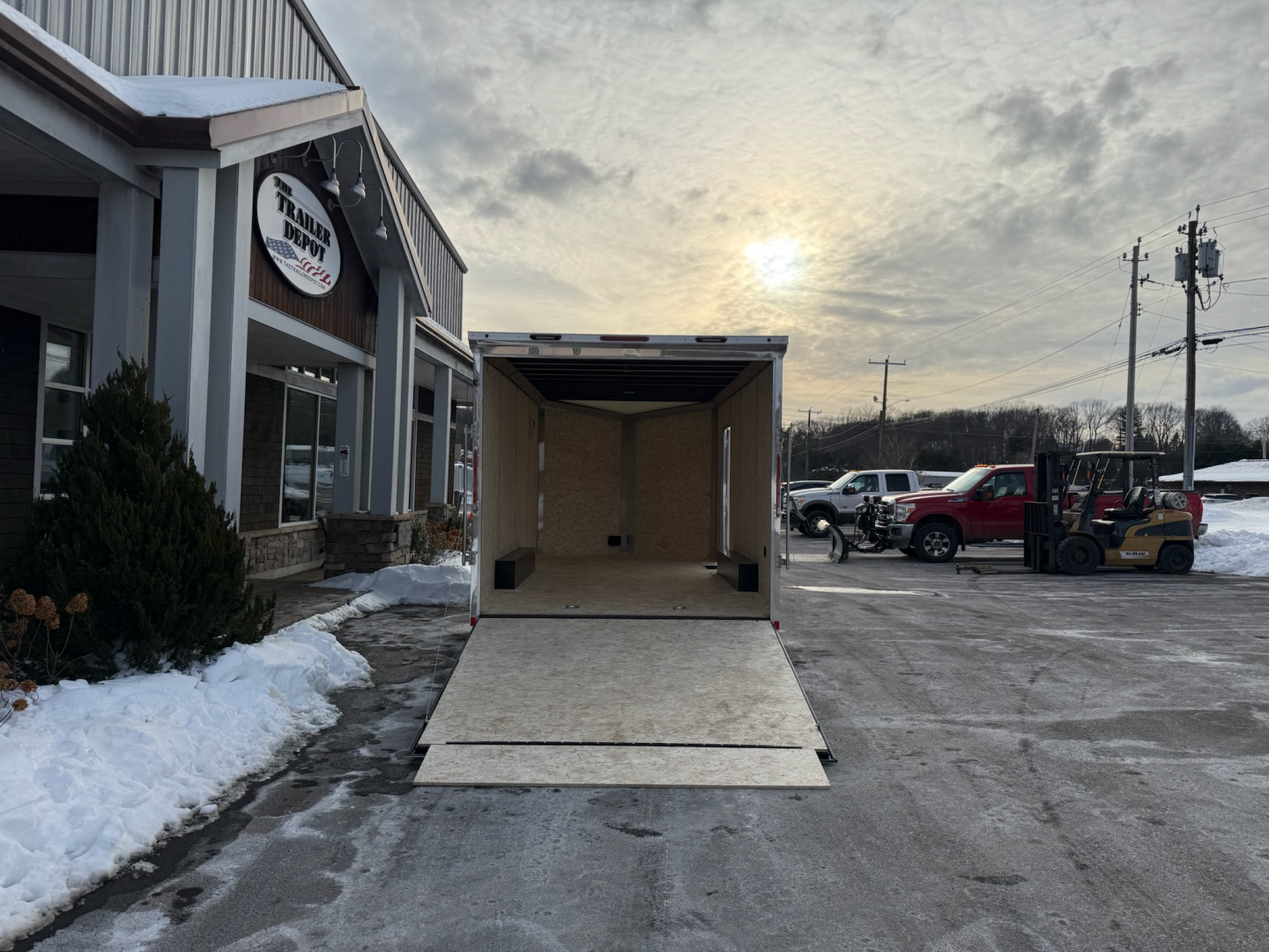 New Pace American 8'6" x 16'+ V-Nose Enclosed Car Hauler 9.9K