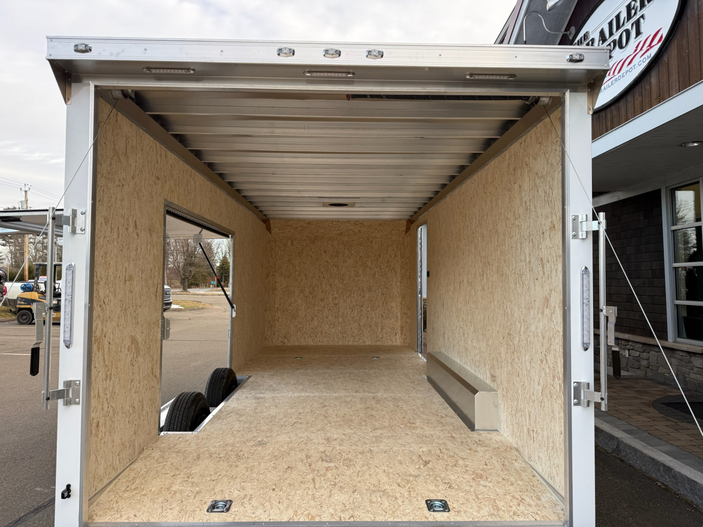 New ATC 8’6″ X 20′ ROM ENCLOSED CAR HAULER WITH ESCAPE DOOR 9.9K