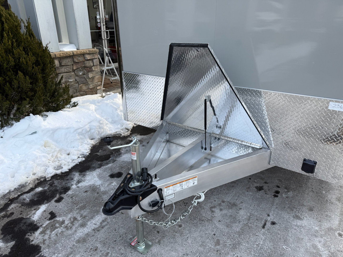 New ATC 8’6″ X 20′ ROM ENCLOSED CAR HAULER WITH ESCAPE DOOR 9.9K