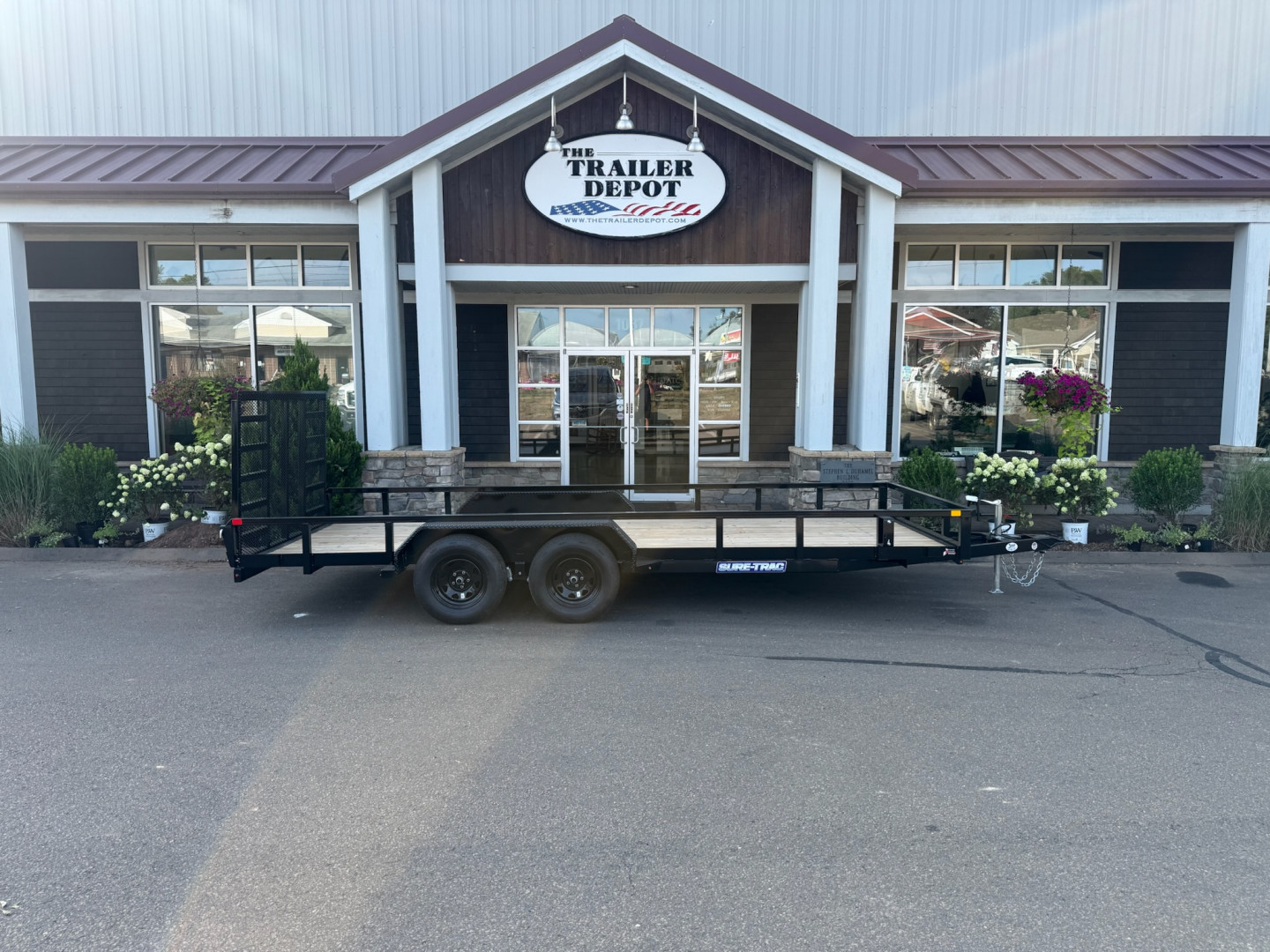 New Sure-Trac 7′ X 18′ OPEN LANDSCAPE TRAILER 7K
