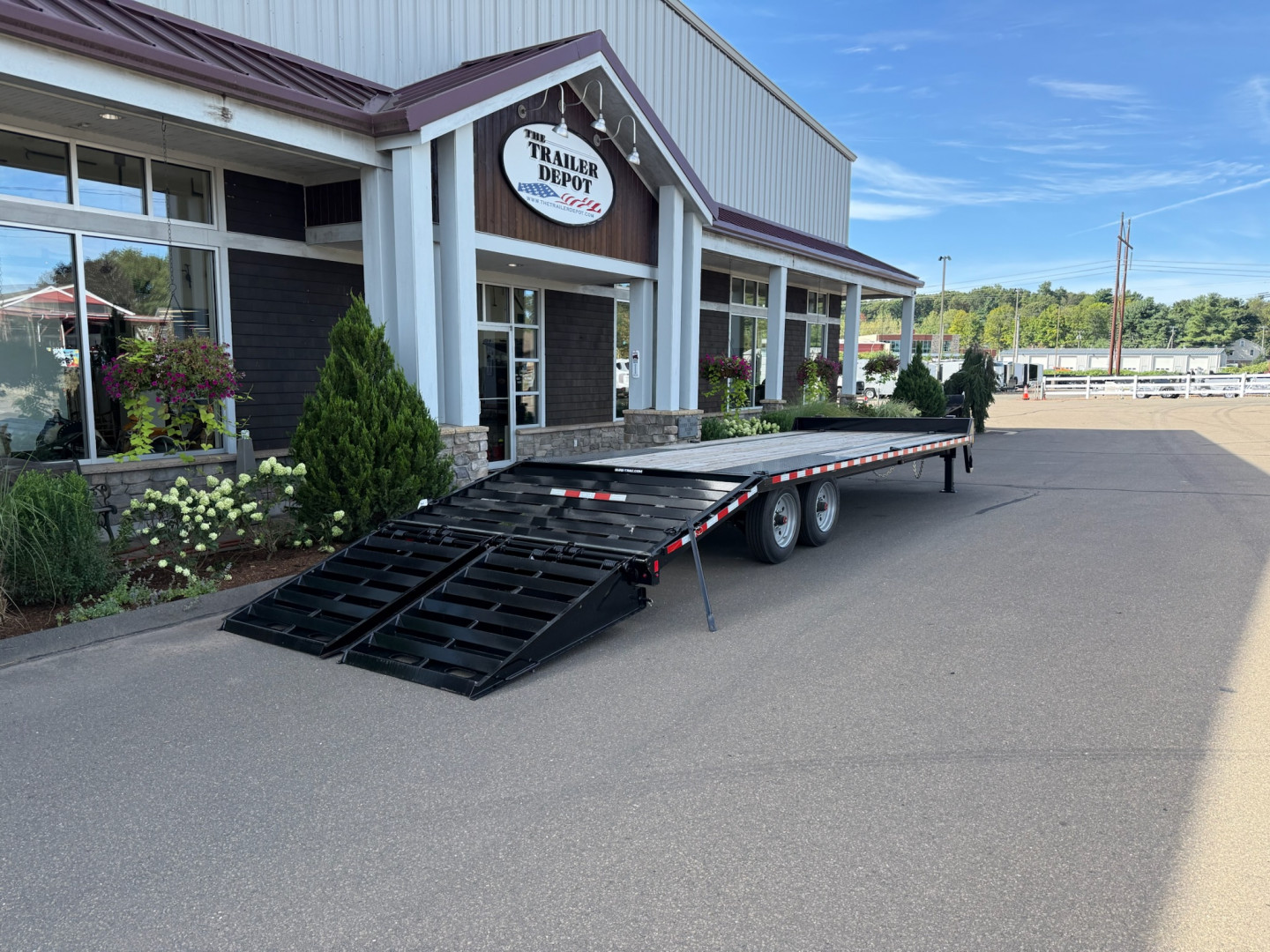 New Sure-Trac 8'6" x 20' + 5' Low Profile Deckover 17.6K