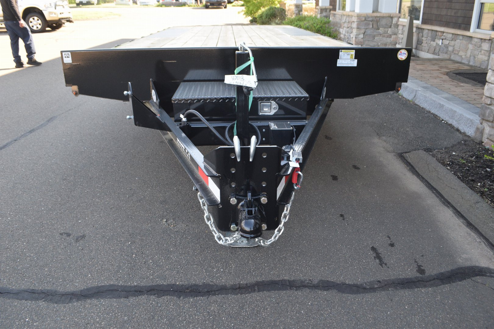 New CAM Superline 8’6″ X 18′ DECKOVER TRAILER 11K